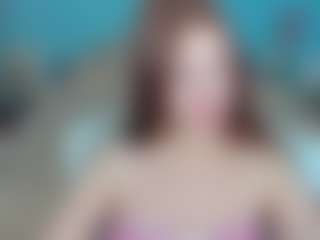 Live cam show with Miss-Kikki - Green Eyes on AdultVida.com