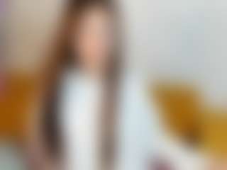 Live cam show with Miss-Kikki - Camel Toe on livesuperchat.net