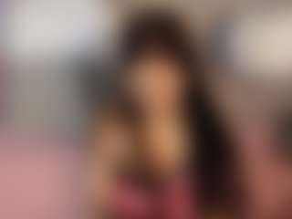 Live cam show with Miss-Kikki - Camel Toe on madthumbs