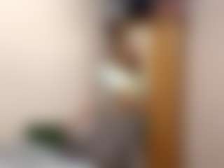 Live cam show with OtiliaLingerfelter - Blonde Hair Petite on Free Soda