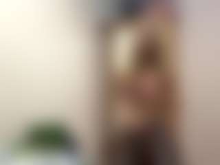 Live cam show with OtiliaLingerfelter - Athletic Public on Soda Cam