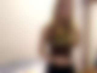 Live cam show with OtiliaLingerfelter - Blue Eyes on Gym Cam Girls
