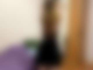 Live cam show with OtiliaLingerfelter - Brown Eyes Blonde Hair on MyBangCams