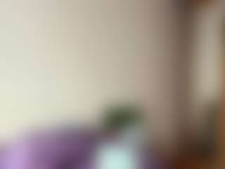 Live cam show with OtiliaLingerfelter - Average on TastyBlacksLive