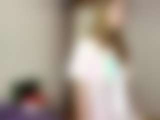 Live cam show with OtiliaLingerfelter - Blonde Hair Petite on Camsoda