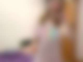 Live cam show with OtiliaLingerfelter - Blonde Hair Petite on Camsoda