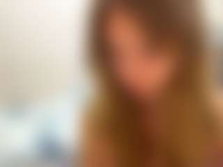 Live cam show with OtiliaLingerfelter - Average on Camming Site