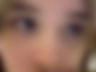 Live cam show with OtiliaLingerfelter - Green Eyes on Camsoda