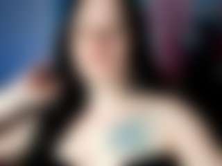 QueenyAliss's Live Sex Cam Show
