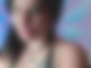 Live cam show with QueenyAliss - Goth on CamSextacy