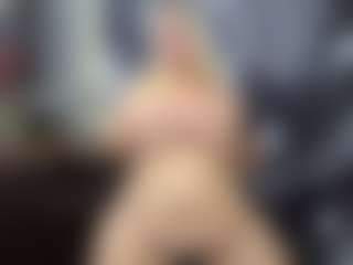 Live cam show with rileyloganbbw - Middle Aged on Milfs Live