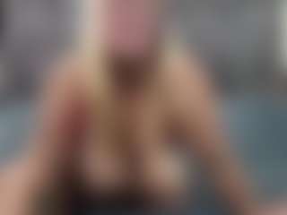 rileyloganbbw MILF webcam performer live streaming
