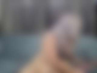 Live cam show with rileyloganbbw - Middle Aged on LiveSexCams6