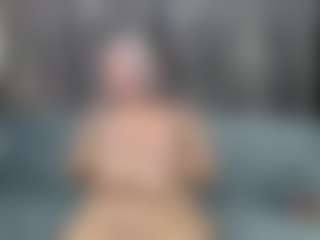 Live cam show with rileyloganbbw - Flashing on madthumbs