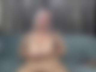 Live cam show with rileyloganbbw - Blonde Hair Middle Aged on SquirtSoMuch