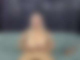 Live cam show with rileyloganbbw - Blonde Hair Middle Aged on Camsoda
