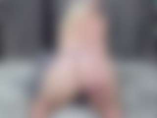 Live cam show with rileyloganbbw - Middle Aged on Fling VIP Chat