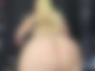 Live cam show with rileyloganbbw - Middle Aged on Camsoda
