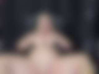 Live cam show with rileyloganbbw - Middle Aged on Camsoda