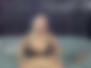 Live cam show with rileyloganbbw - Blonde Hair Middle Aged on Camsoda