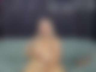 rileyloganbbw MILF webcam performer live streaming