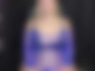 Show de cam en vivo con rileyloganbbw - Blonde Hair Middle Aged en Camsoda