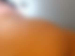 Live cam show with SlophyAndrea - Fuck on Chatstar