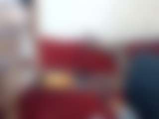 Live cam show with SlophyAndrea - Latex on Latina Girls