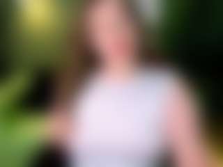 Live cam show with Karoline - Spanks on sexytreat.net