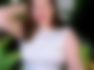 Live cam show with Karoline - Moaning on sexylive.show