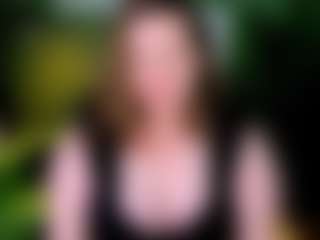 Live cam show with Karoline - Spanks on xxxlivecams.org