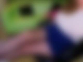 Live cam show with Karoline - Blue Eyes on live18s.com