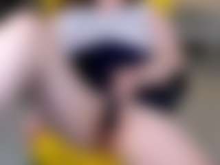 Karoline's Live Sex Cam Show
