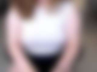 Live cam show with Karoline - Lovense Middle Aged on https://playwithruby.com