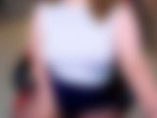 Live cam show with Karoline - Amateur Mature on Camiplay Live