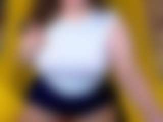 Live cam show with Karoline - Colombia on liverealitysex.com