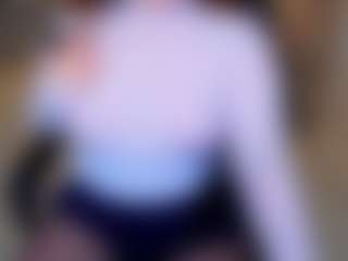 Show live cam dengan Karoline - Camel Toe di Camsoda