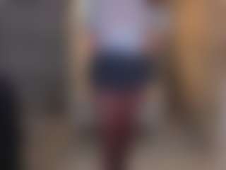 Live cam show with Karoline - Spanks on Camsoda