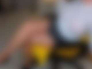 Live cam show with Karoline - Colombia MILF on TeamSkeetLive