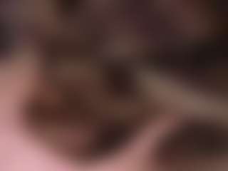 EmelineMooring's Live Sex Cam Show