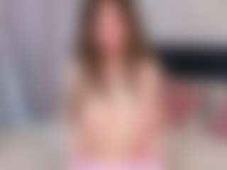 EmelineMooring's Live Sex Cam Show