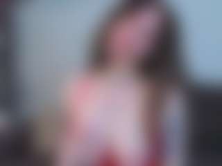 EmelineMooring's Live Sex Cam Show