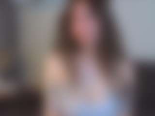 EmelineMooring's Live Sex Cam Show