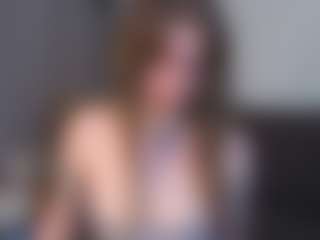 Live cam show with EmelineMooring - Blue Eyes on hrnylive.com