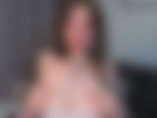 Live cam show with EmelineMooring - Blue Eyes on Fling VIP Chat
