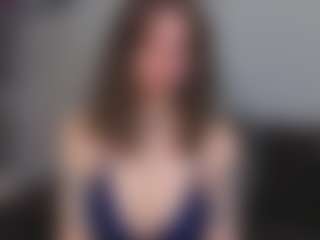 EmelineMooring's Live Sex Cam Show