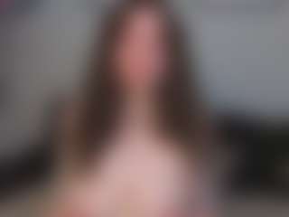 EmelineMooring's Live Sex Cam Show