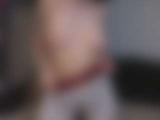 EmelineMooring's Live Sex Cam Show