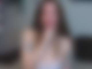 EmelineMooring's Live Sex Cam Show