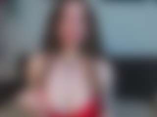 EmelineMooring's Live Sex Cam Show